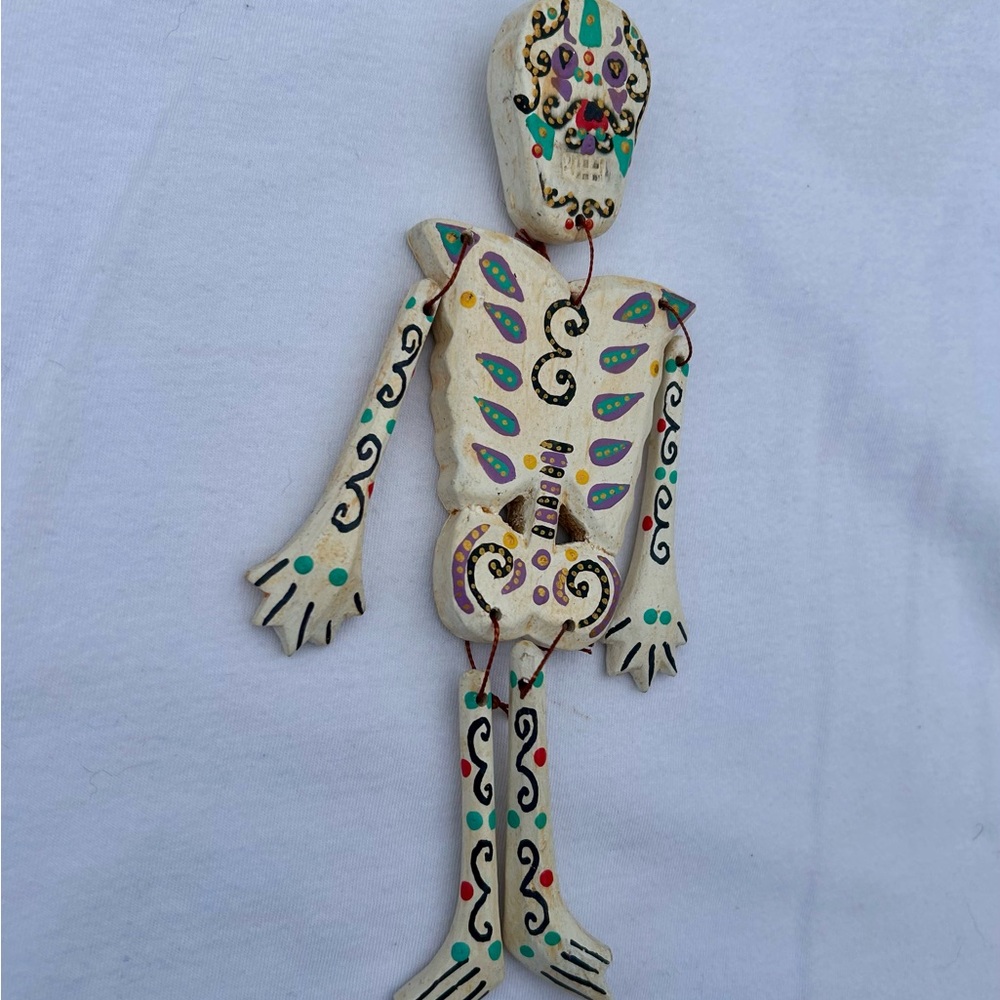 Christmas Ornament World Market White Wood Day of the Dead skeleton Ornament New - Picture 5 of 7